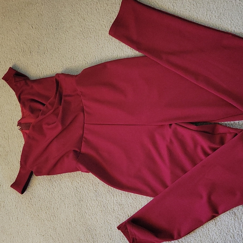 JUMPSUIT BACK ZIPPER - Picture 2 of 4